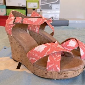 Toms coral ikat wedges